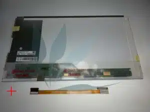Dalle LCD 17.3 pouces WXGA HD+ LED+Cable adaptateur MAT pour Asus K K72 (Si le connecteur de votre dalle est du coté opposé à celui de la dalle de notre photo, sinon commandez le modèle sans câble)