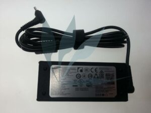 Chargeur d'origine pour Série 9 NP900X4C