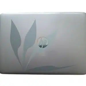 Capot supérieur écran 821161-001 -- Capot supérieur écran correspondant à la référence constructeur 821161-001